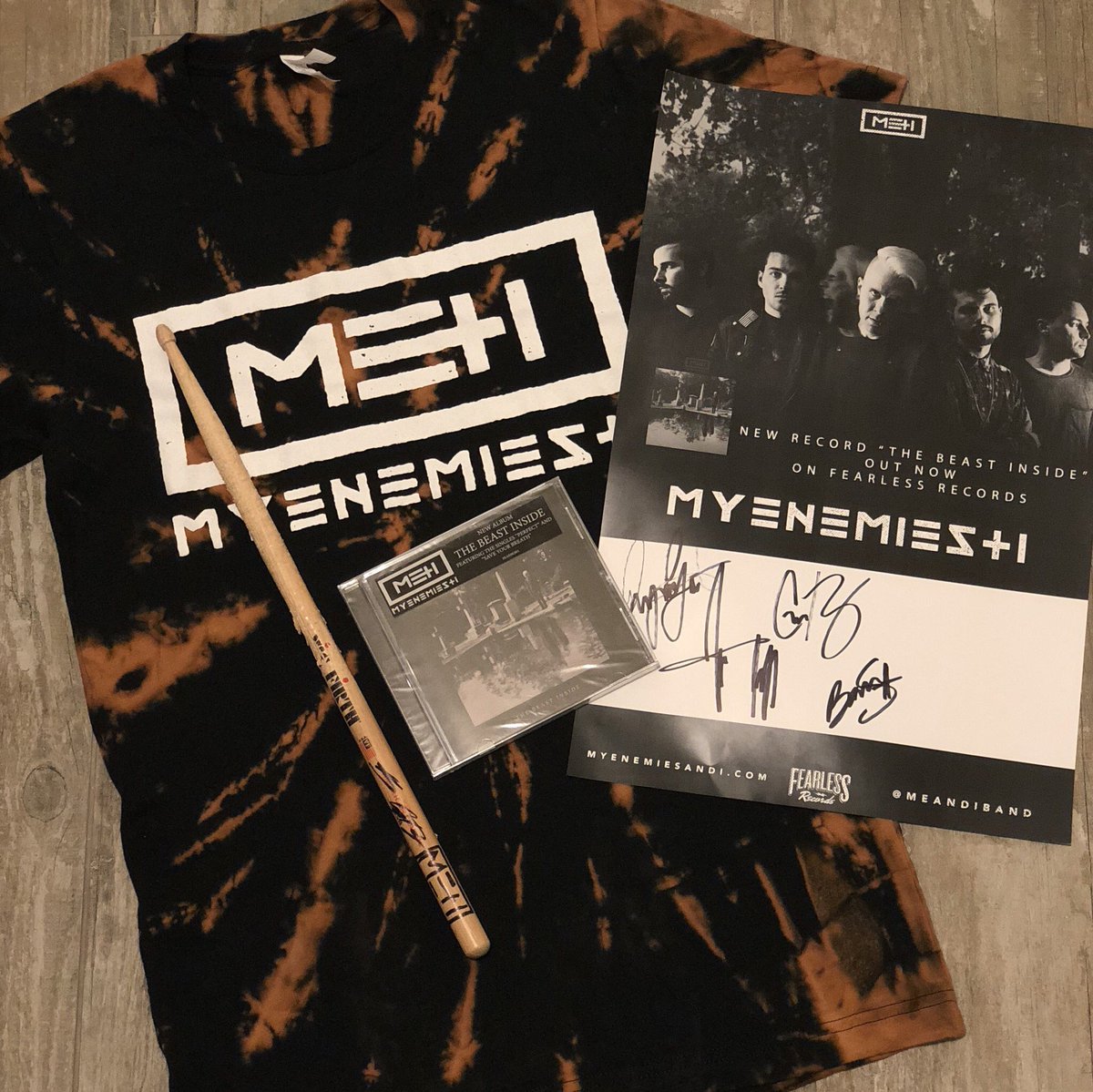 Brand new, album inspired, bundles in our Big Cartel! 

myenemies.bigcartel.com