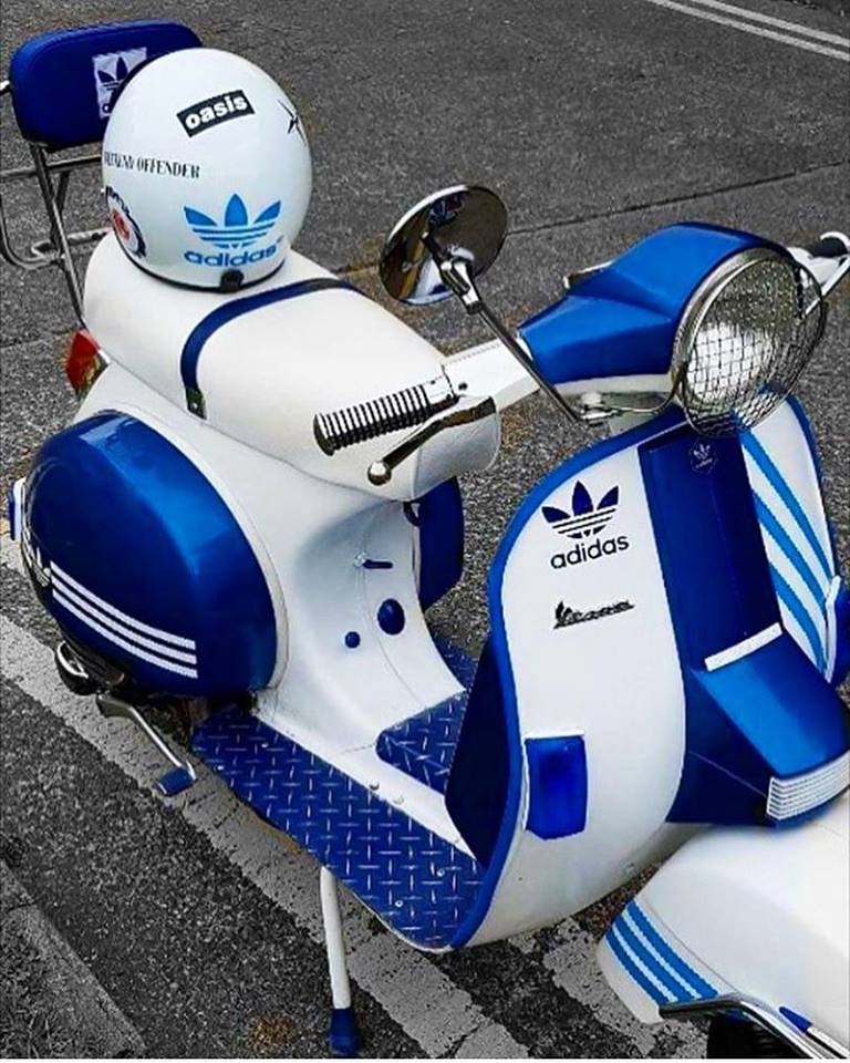 Adidas vespa