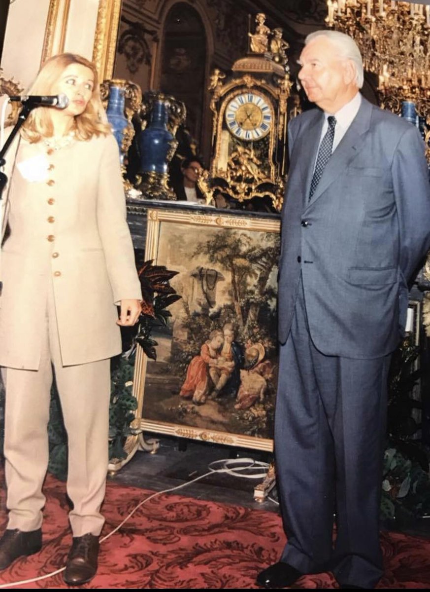 senateurJGM's tweet photo. En ce jour d’inauguration de la salle #ReneMonory au #Senat, souvenir du colloque que j’avais organisé sous son parrainage en 94 sur la citoyenneté européenne et retrouvailles avec sa fille Michele, son ex directeur de cab @JD_Giuliani et son ex chef de cab https://t.co/OVhoWGH1dF
