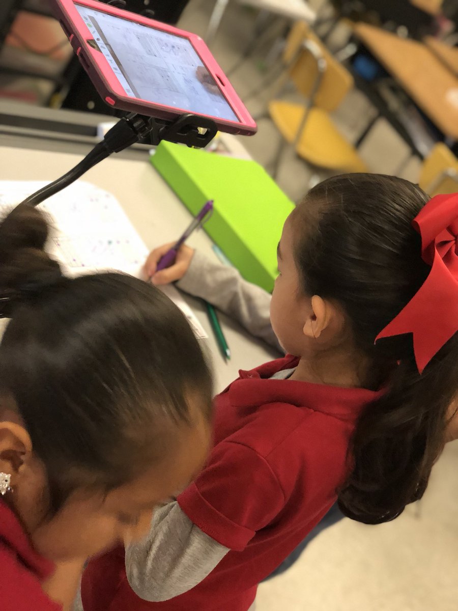 SaraLeeSanchez2's tweet image. It’s those Aha moments that make all my sacrifices rewarding. #empoweringlittleminds #cruisecontrol #teching #innovators #blessedfacilitator