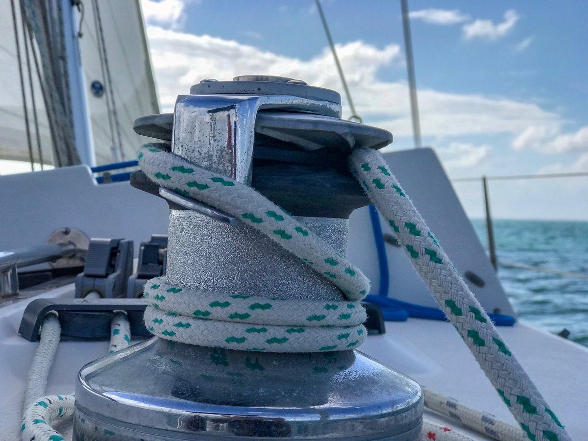 Sailing.... free your mind.. appreciate nature... #sailing #caymankind #eastend #grandcayman #caymanislands  #thelocalexperience #beinspiredbyyoursurroundings #knowyarootz #instaphoto #instagood #instadaily #beaches #travel #explore #caribbean #islandlife