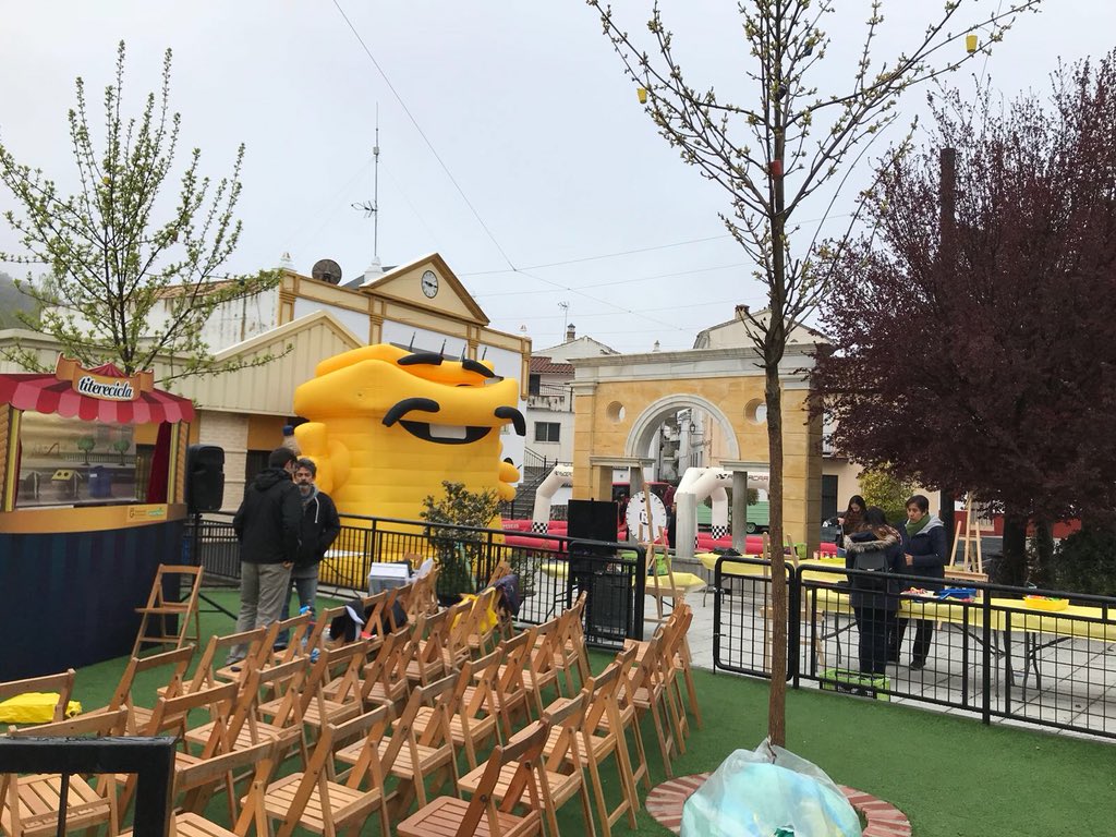 Este finde hemos estado en la localidad de #Dudar (Granada) elegido el #puebloMasReciclador de #Granada. Enhorabuena!!! 
Y Rydercar presente con sus vehículos eléctricos!!!  Un auténtico placer estar en actividades que ayudan al #medioAmbiente! 
#DiputacionGranada <a href="/ecoembes/">Ecoembes</a>