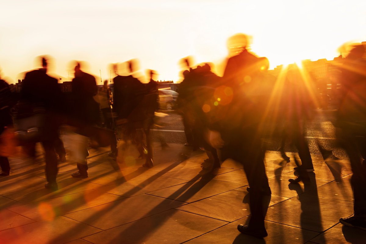 StrngBrdgeCnslt's tweet photo. A change in your business is not the same as #businesstransformation. Strong-Bridge consultant Karin Thompson Brown uncovers how powerful questions play a key role in true #transformation: https://t.co/yVtL9wFAyB https://t.co/yrlVwYnoWo