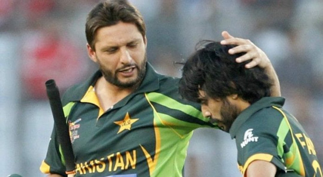 Saadi_334's tweet photo. Playing in England needs experience which Fawad has but Imam hasn't much more experience for playing in England.
#JusticeForFawadAlam https://t.co/GmsFQAV9Py