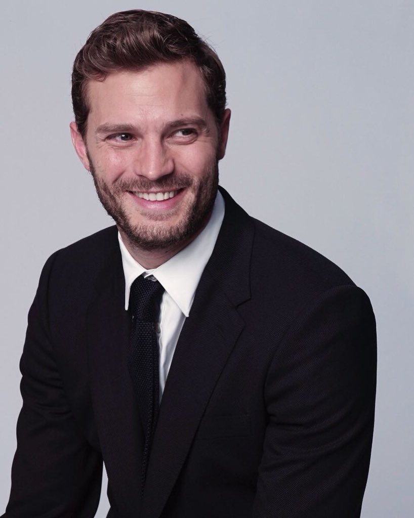 RoratoSilvia's tweet photo. #JamieDornan #VeryMagnificent #Wonderful #FiftyShadesOfGrey #Promo thank you very much @EverythingJDcom https://t.co/X800kKaS8Q