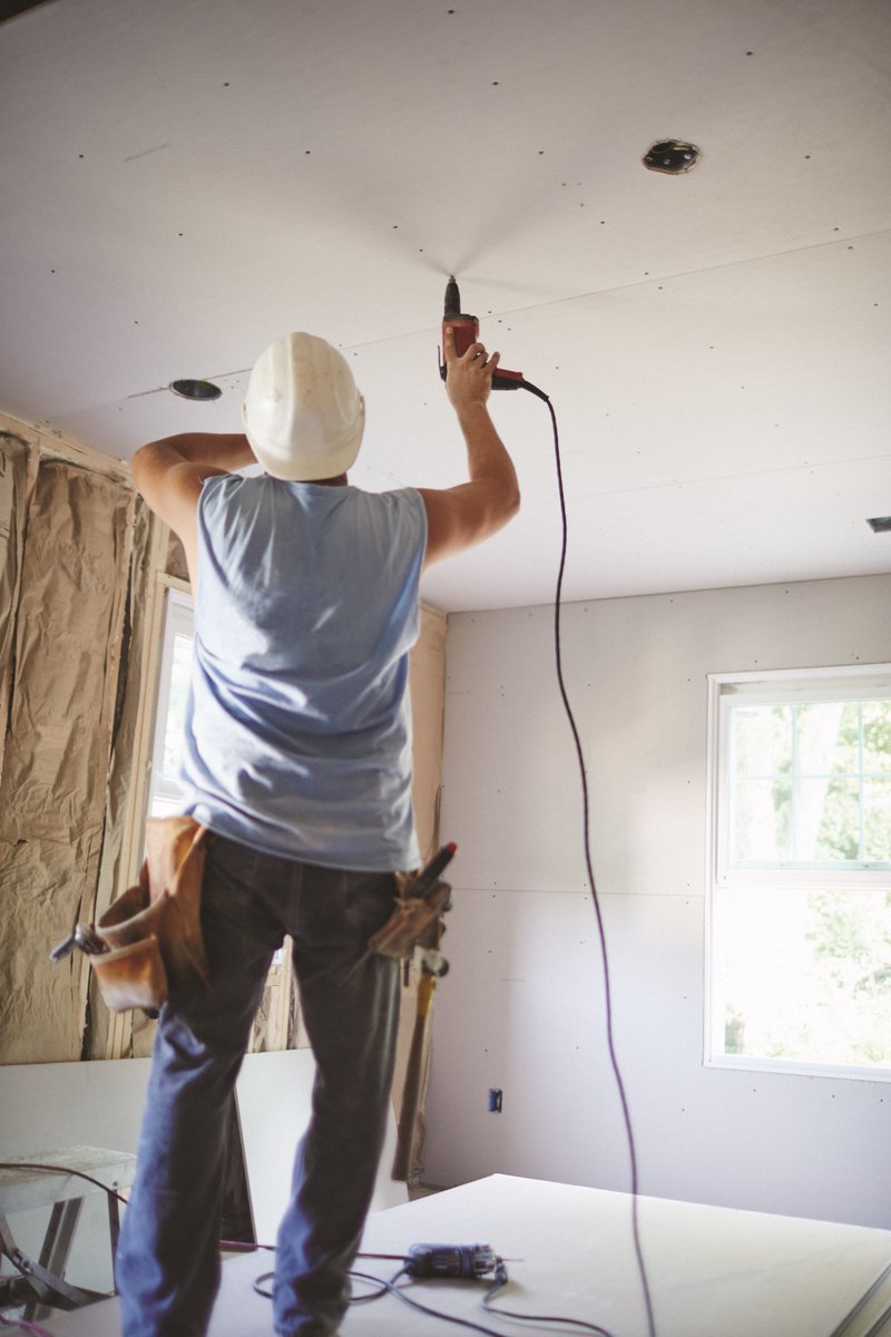 One gypsum panel you can use for walls, ceilings and columns in fire-rated UL designs. Learn more via <a href="/ccrmag/">CCR Magazine</a>: bit.ly/2HI67Eu