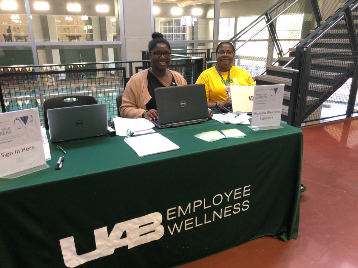 uabsoph's tweet photo. Alysia Campbell, MPH student in the Dept of Health Care Organization and Policy and Lynnette Short, MPH student in the Dept of Health Behavior are completing their internships with UAB Employee Wellness.
#internships #ophp #publichealth #mph #UAB #soph #uabsoph #uabsoph https://t.co/mtBZNXWsOU