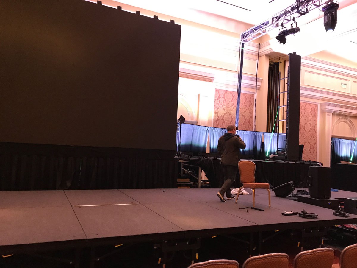 ag_grid's tweet image. Here&apos;s Rob, one of our lead developers preparing for his talk @ngconf!

#aggrid #ngconf #angular #developer #saltlakecity