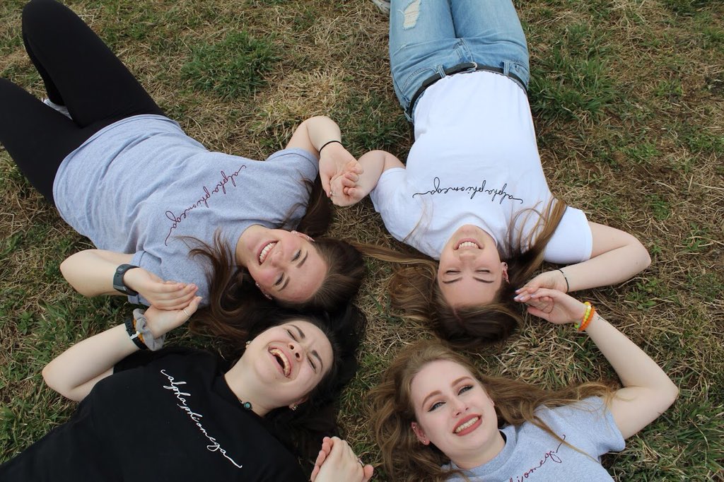 APODeltaSigma's tweet photo. In case you missed our insta post, check out these awesome Fam pics taken by one of our awesome Bros, Ashley! https://t.co/L3ny6W6fXR
