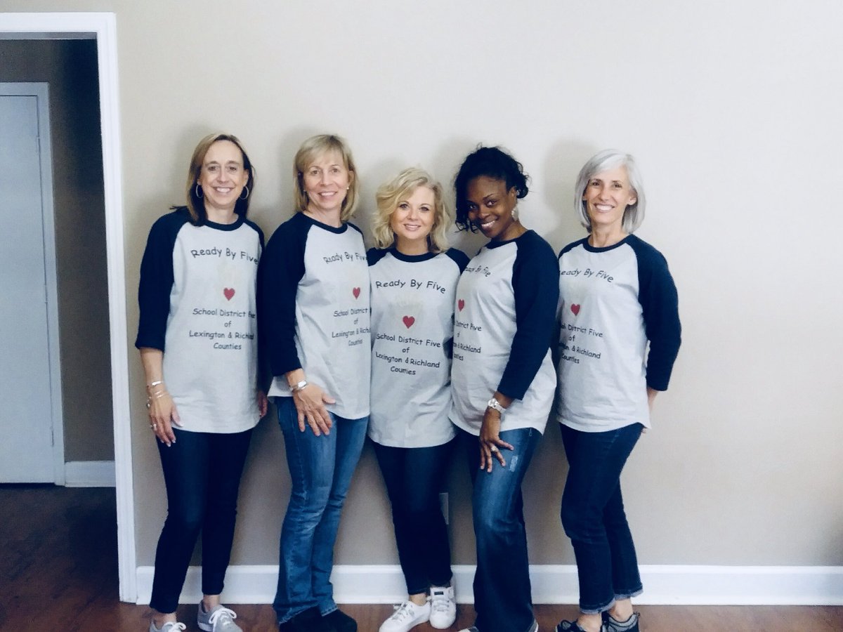 JenniferFelkel's tweet photo. A child’s first and most influential teacher is the parent. A child’s ideas about education and its significance begins with the parent. Thankful for Harbison Gardens partnership as we celebrate Week of the Young Child. #communitymatters #readybyfive https://t.co/dFY2AoXXcH