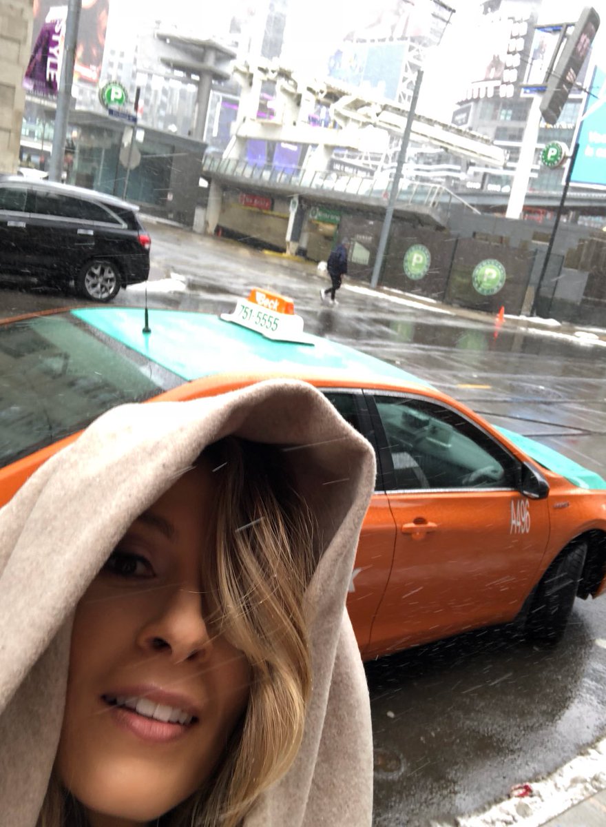 DinaPugliese's tweet photo. Ain’t spring time in the city grand? #SNOWverIt #Snowing #Again https://t.co/7c0JB7igMc