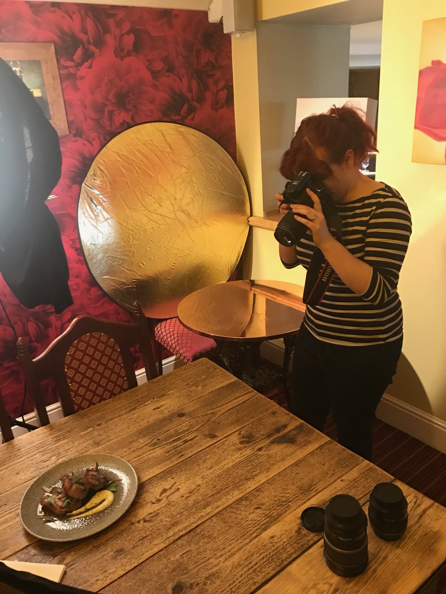 ashleycomms's tweet photo. Great work by @phebecomms who has spent today behind the #camera photographing dishes for a new pub down in #Essex! Some super tasty dishes which We can't wait to share in a couple of months' time when it opens. https://t.co/CSXelauk1k