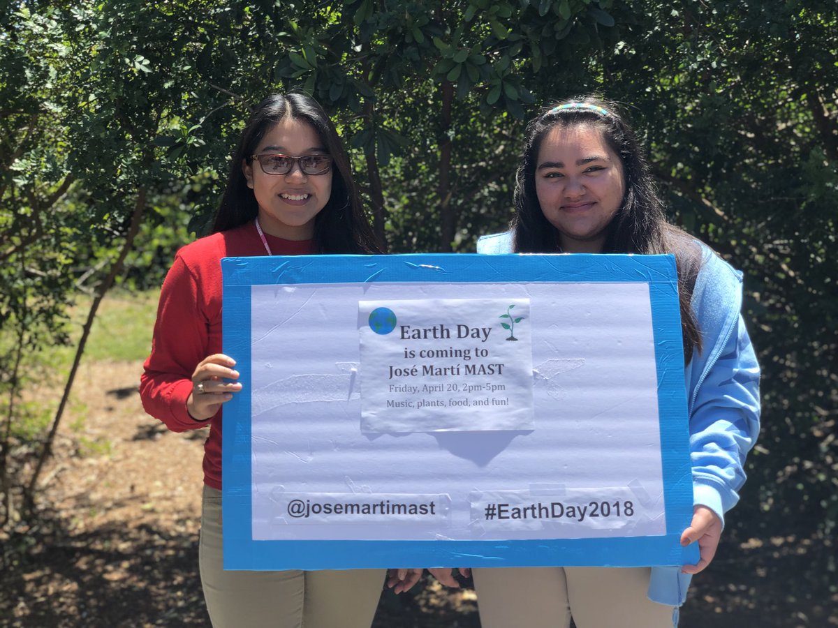 Lisy_diva0709's tweet photo. @josemartimast @andrewkearns64 #MDCPSEarthDay #EarthDay2018 https://t.co/n7dBQi9gow