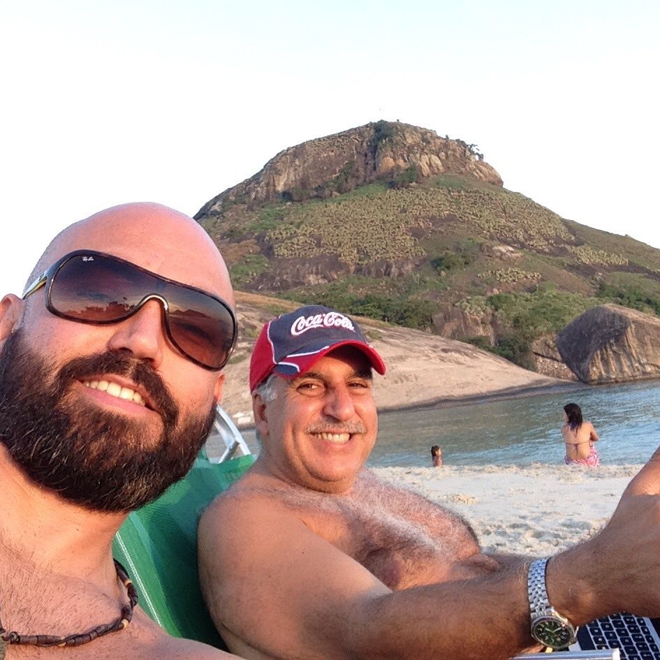 FernandoFiore's tweet photo. Mi amigo @charrodelocho retoma la cuenta de @LoftSports y se va a EUROPA para reportar desde el lugar donde transcurre la accion... TODO LO MEJOR PARA TI DANY... https://t.co/YVx39lmZts