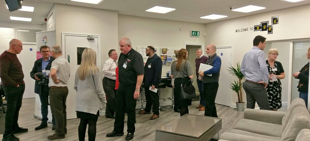elancsnetworkin's tweet photo. Meeting folks the lovelocalnetworking way at @OverDarwenHouse Fab venue, great buzz and much chatting going on! Supper by @dinneratmarias at 7pm and update from our fab charity @nightsafe later too 😊
#Networking https://t.co/ZymZyq2GCM