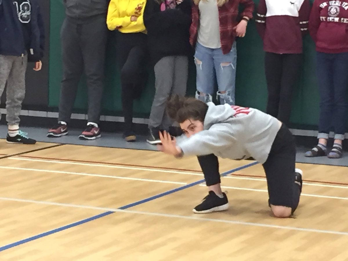 ms_thorne's tweet photo. More curling fun! @staugustinewcd @rocksandrings https://t.co/zryXR0LDZX