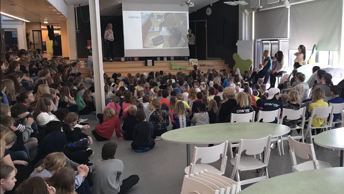 DavidAsphage's tweet photo. Underbart att se alla elever på skolan lyssna så på redovisningen av #Erasmus resan till Slovakien! #bråviksskolan #bråvik #norrköping https://t.co/DjR6tEautn