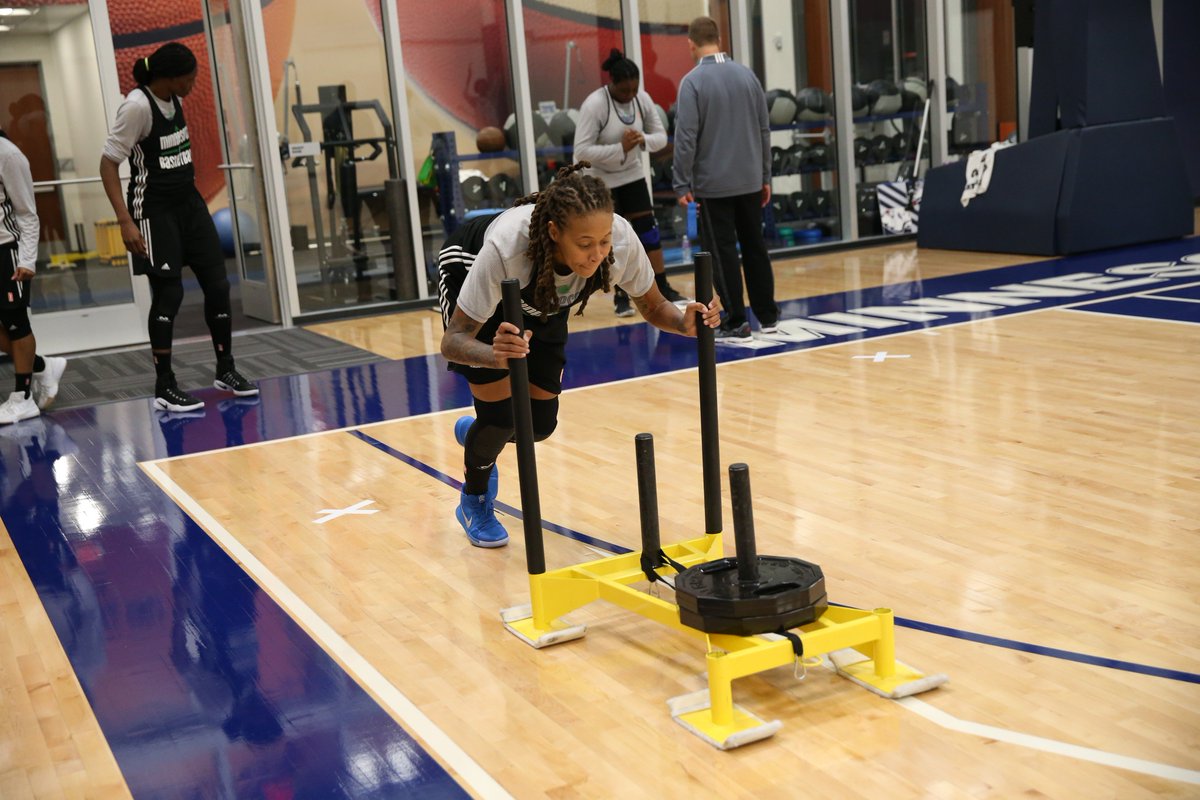 minnesotalynx's tweet photo. The final list of 18 players is in!

Find out who’s on the 2018 Minnesota Lynx training camp roster. » https://t.co/QMjFFm4dl1 https://t.co/c36ACiVBie