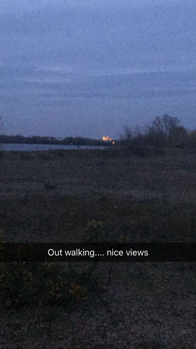 WILEYBIRD's tweet image. Lovely walk late yesterday with a dear friend. Didn’t get home til nearly 1am, crickey is women can natter!! Lol #CathedralViews #Hykeham