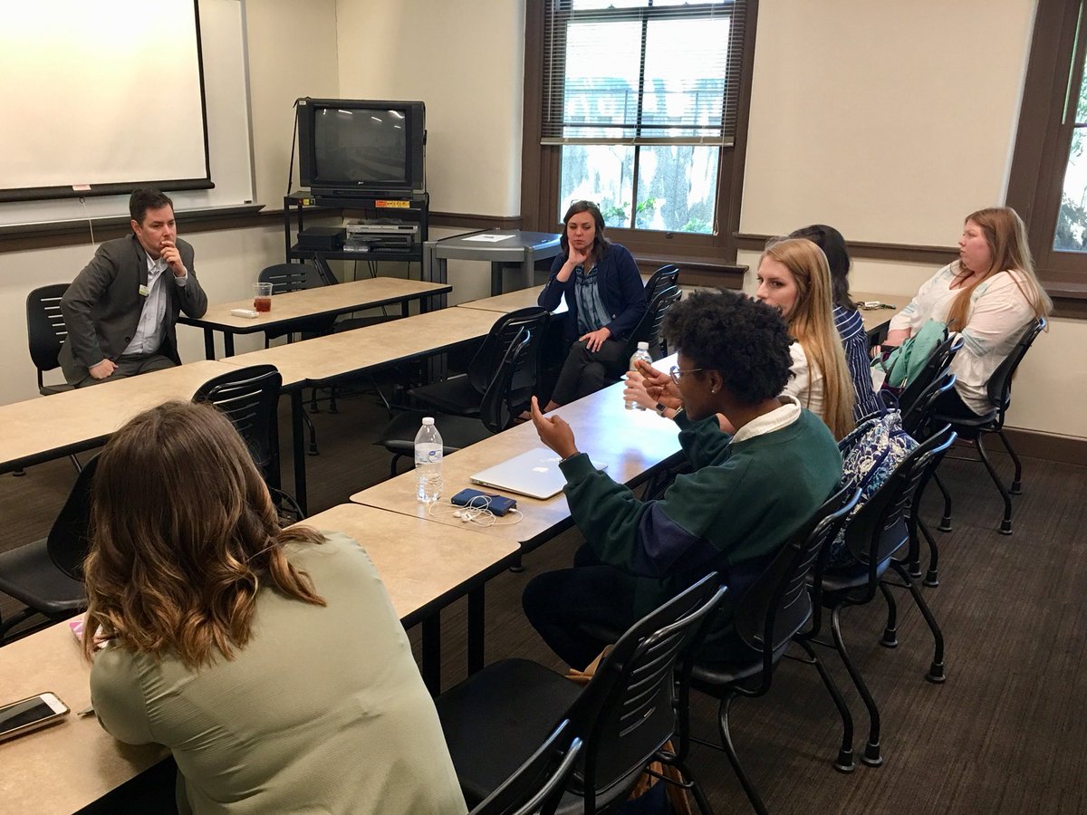 Thanks to <a href="/TbroOnline/">Thomas Broadus</a> for an inspiring conversation with our students @MCJatUSM! #gomcj