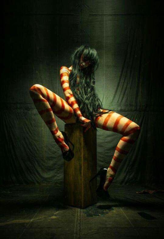 MercurialNight's tweet photo. An untamed soul
Never chained
Her wild heart roars
In ravenous anticipation
Her gaze devours
A wicked imagination
Daring your touch
Your carnal participation

#photo #art by Stefan Gesell

#MadVerse https://t.co/iIUyztxz3s