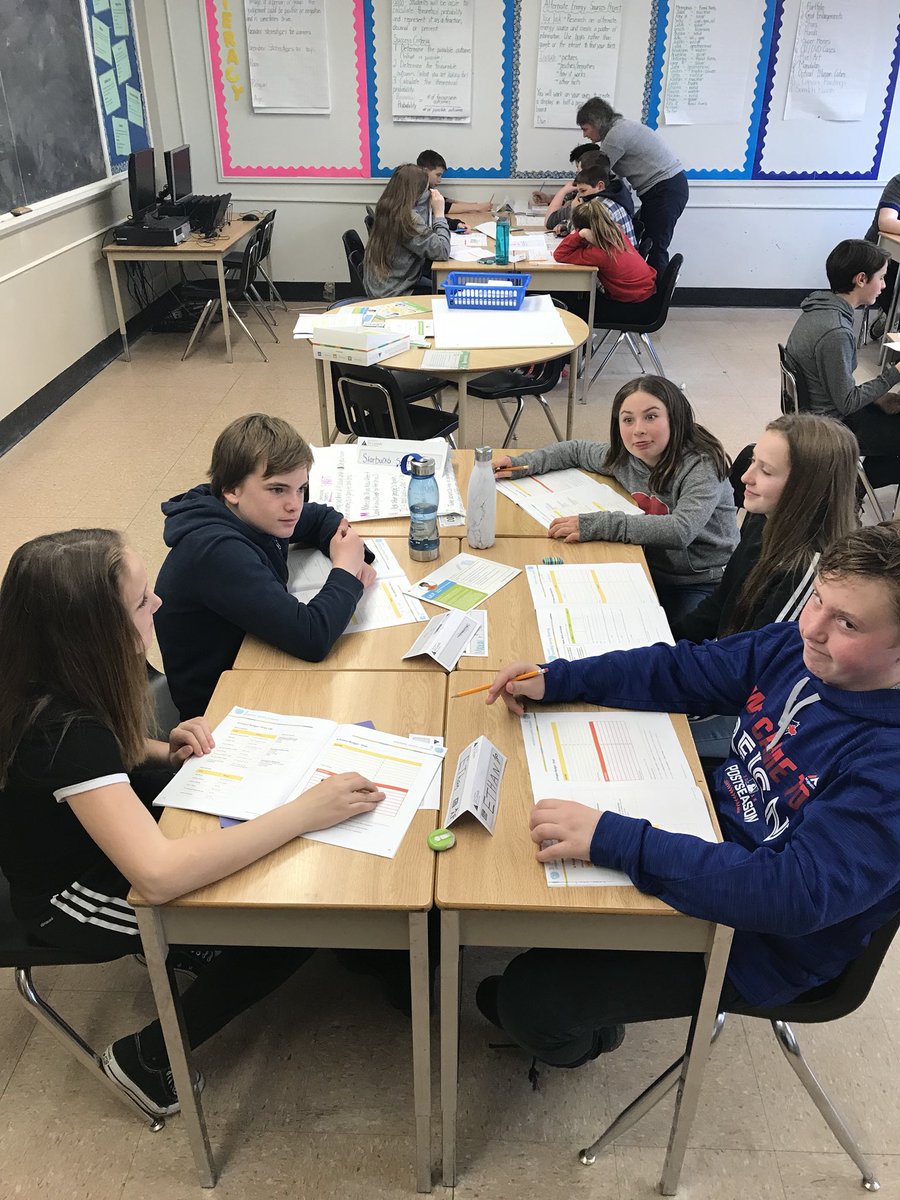 annandaleps's tweet photo. Junior Achievement program is being delivered today in @200Annandale 7B!
#financialliteracy #entrepreneurship #workreadiness #volunteers #thankyou #programdelivery #futureleaders
#annandaleproud https://t.co/9cVCCkFXCv