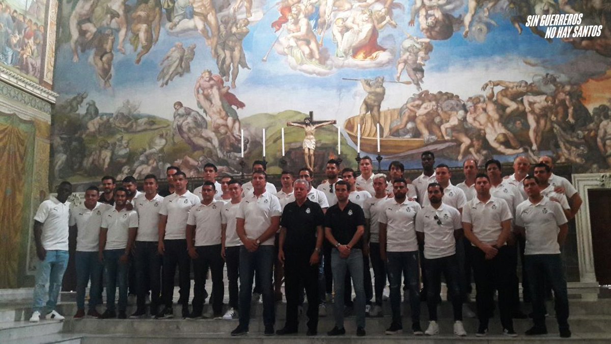 ClubSantos's tweet photo. De visita en la réplica de la #CapillaSixtina en la Comarca Lagunera. ¿Ustedes ya la visitaron, #Guerreros? 🤔

#SinGuerrerosNoHaySantos https://t.co/57WbtBv2lh
