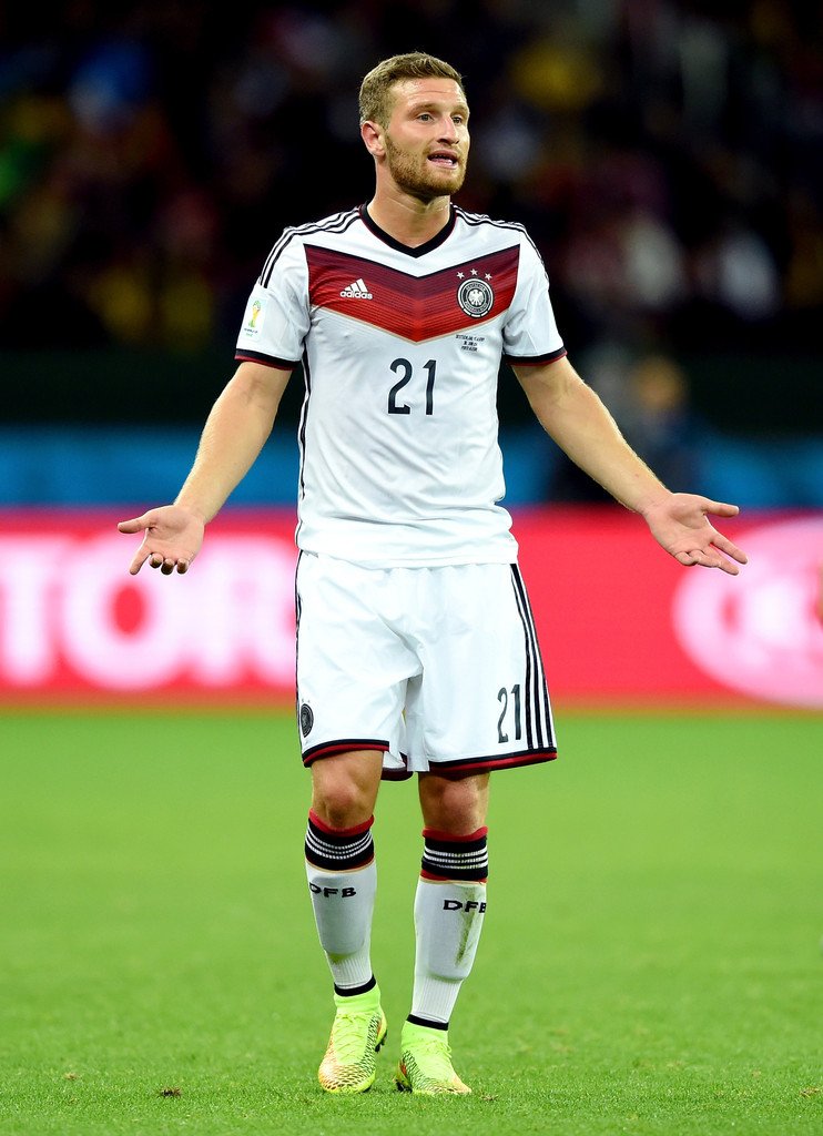 Happy birthday Shkodran Mustafi(born 17.4.1992) 