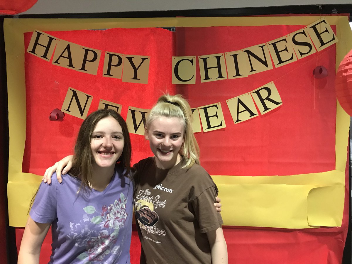 aislynn_NTHC's tweet photo. Yay! Today we traveled the world and expanddd our knowledge of other cultures. @DanaeBoyd #NTHC10 #BoydNTHC https://t.co/FOCSwaZGhM