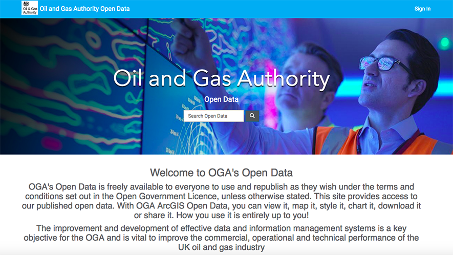 ArcGIS Hub tweet media