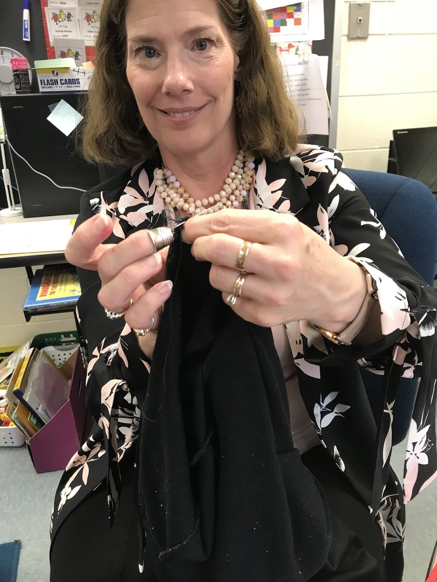 fillibenh's tweet photo. Teaching digraph /th/ and /sh/&amp; recycling. Students did not know what a thimble or thread was, so I brought in an old shirt that had a hole in it to sew &amp; make new and usable again! #awesomeACES #kindergarten @fillibenh @ReasonerCynthia @MrsHarrisBzyBee https://t.co/2CChZf3am5