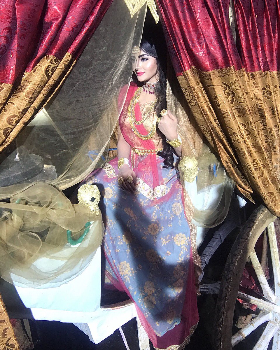 brishtysky's tweet photo. “#Duo_Rani is Coming Soon ... Shooting #Saat_bhai_Chompa  ... Watch #Saat_Bhai_Chompa Every Wednesday - Friday at #8pm Only On #Channel_i 🎥🙂 !!” https://t.co/jqhgj8OszB