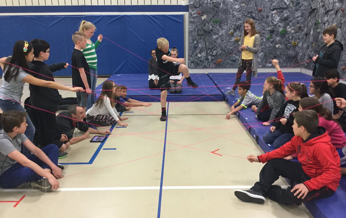 CBGaymanES's tweet photo. Mission Impossible: Test your flexibility as you twist and turn through “string rays”! #cbsdpe #buildingclassroomcommunities #GoGaymanMustangs https://t.co/aQzLzQWgWS