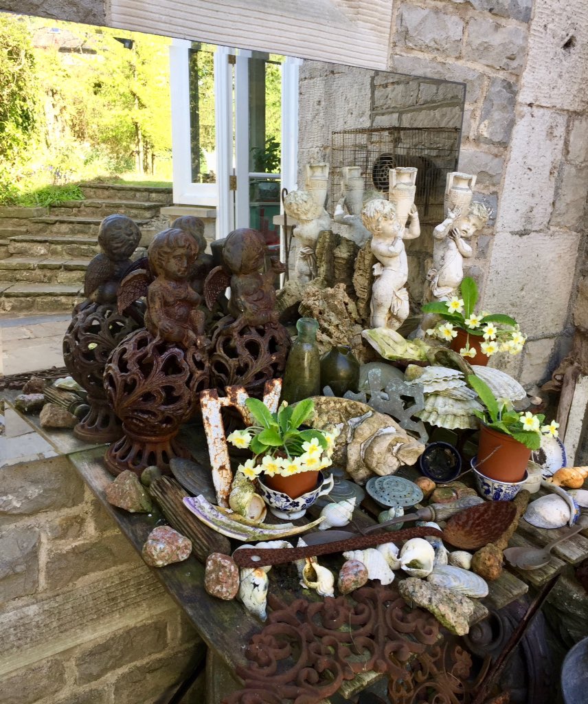 GlamorganNGS's tweet photo. This is it Peeps! The first @GlamorganNGS garden is opening this weekend and if you've never been to Slade CF32 0RP, you have missed a real treat. Not only glorious gardens &amp; beautiful views but home-made as too! @MacmillanCymru @ianWCM @WhatsOn_CF @mariecurieuk https://t.co/uTpb7LDULp