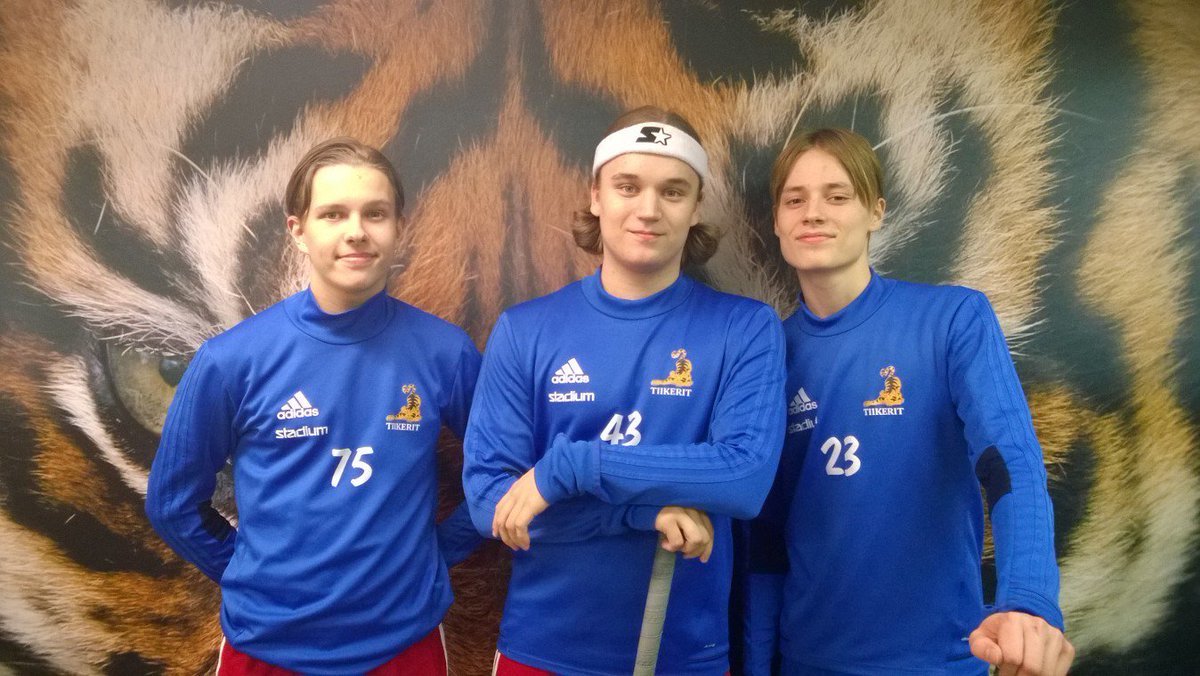Tiikerit's tweet photo. Tuoreet B-poikien pronssimitalistit Timi Kauneela, Jooa Keränen ja Joakim Lund U19-maajoukkueleirille! https://t.co/kBEDwFYapf #Tiikerisydän #Salibandy https://t.co/Cr1xHUT4jO