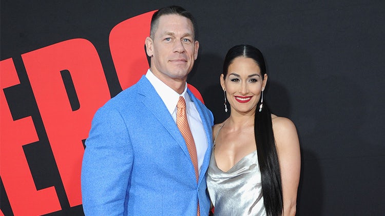 LifeandFame's tweet photo. Why Nikki Bella Broke up with John Cena https://t.co/lRTBavEzl3 #JohnCena #NikkiBella #RAW #SDLive #TheBellaTwins #TheBellas #WWE https://t.co/VQ9bBc3riV