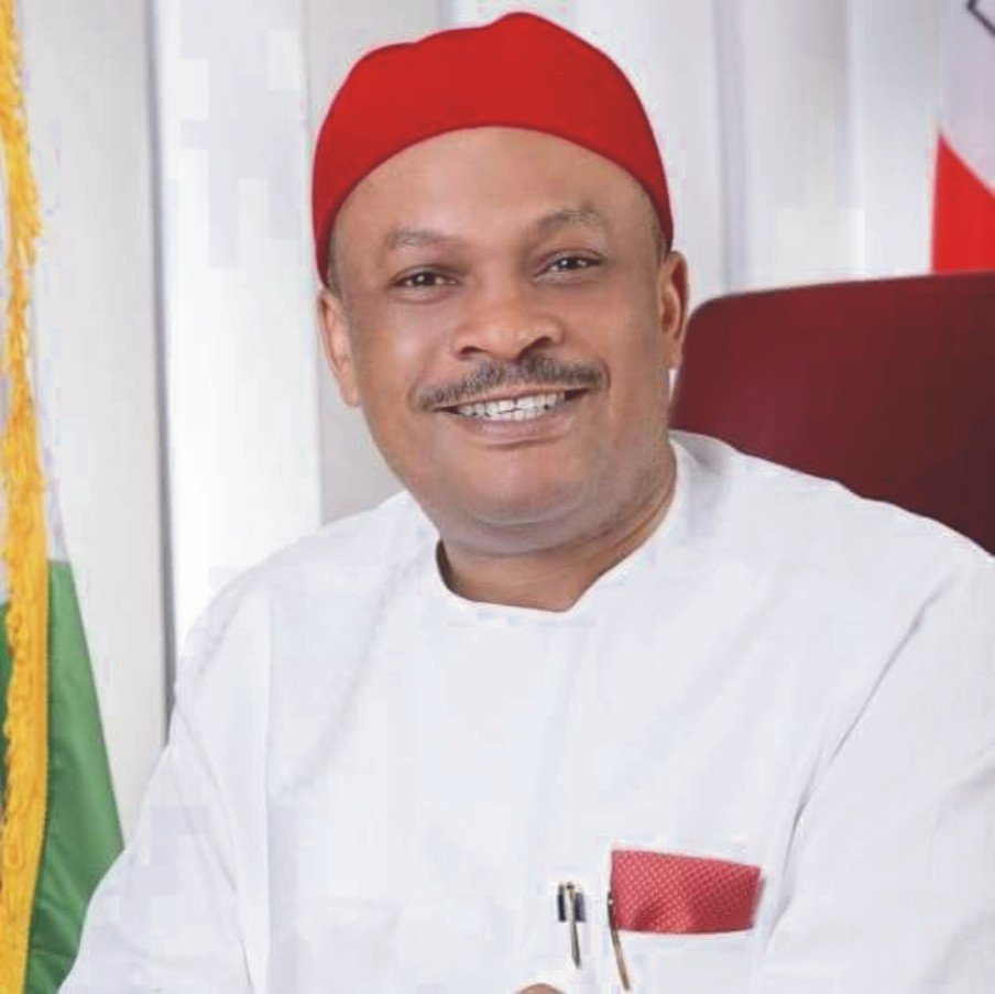 sen_anyanwu's tweet photo. Its time to make the right change in Imo State. This is another opportunity for Imolite to reverse the many failures of the current failed government of the @OfficialAPCNig. The person to make that right change is @SenAnyanwu and the platform is the @OfficialPDPNig. #SamDaddy https://t.co/Yh3kanDj5v
