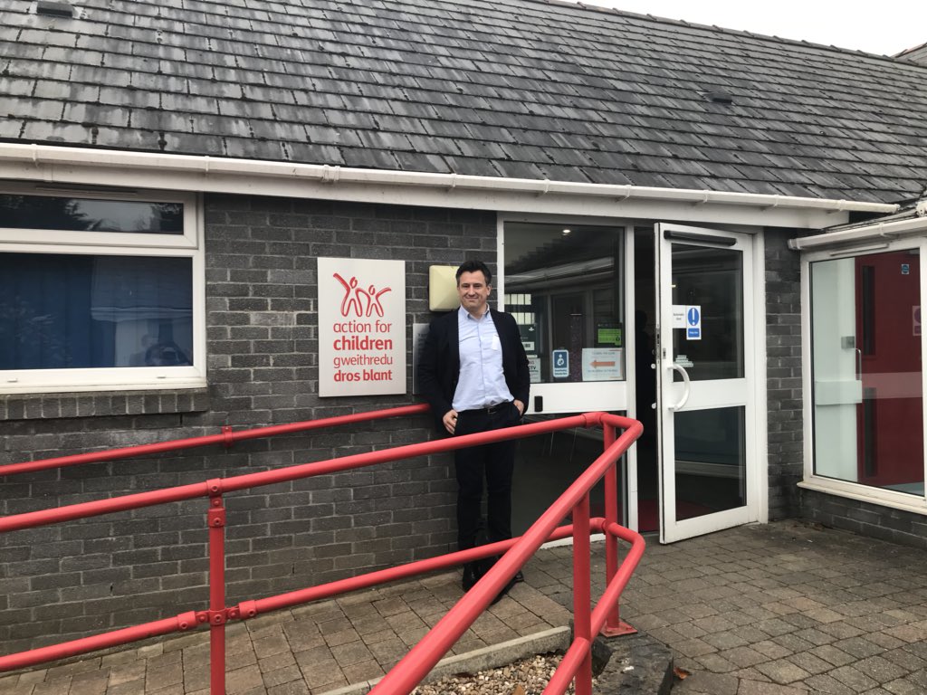 SadlerRec's tweet photo. Fantastic visiting @actnforchildren site in Caerphilly. An unbelievably hospitable and clearly successful site doing great things. Thanks for letting the @SleepoutCardiff guys feel very welcome with @JerPthomas @markmedwards and the rest of the board. https://t.co/hIWWthd3Qw