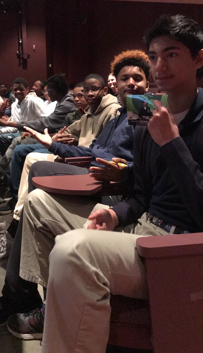 MWSUAdmissions's tweet photo. We had a blast hosting students from Eisenhower MS and West MS for our Middle School Visit Day! #CollegeReadiness #FutureGriffons https://t.co/xBdwkQNy7w