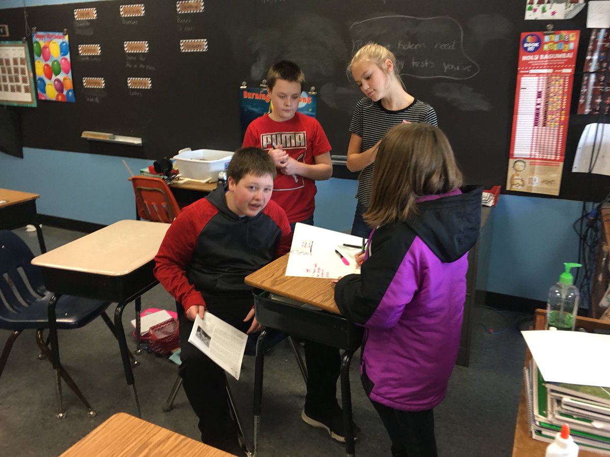 mquick56's tweet photo. Learning about the life of farm animals #agintheclass #4teamvalley https://t.co/MLjEgJNMKj