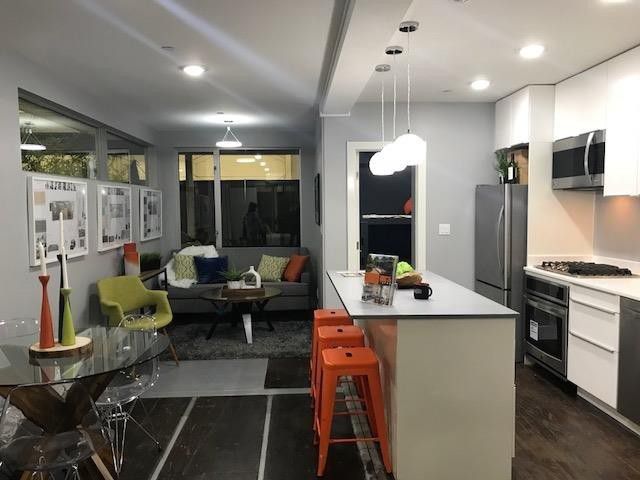 You Can Haul Away a Model #ShippingContainer Home for Only $127K
…-shipping-container-house.realtor.com/news/unique-ho…
#cargotecture #upcycling #affordablehousing #sustainability