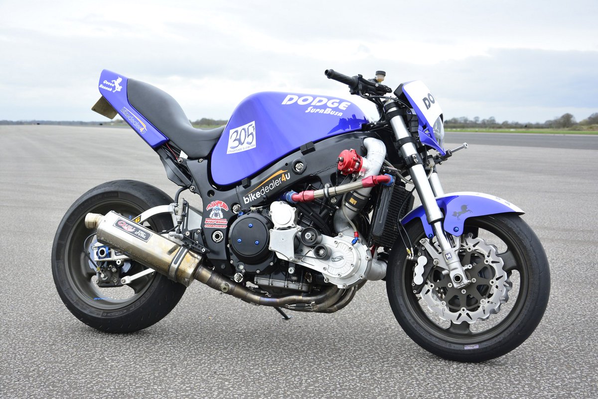 BikeDealer4U's tweet image. bikedealer4u sponsored supercharged Hayabusa looking great today at Elvington Airfield. #straightliners #hayabusa #motorcycle #supercharger #worldwheelieevent