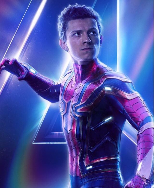 EternoInfinitos's tweet photo. Quien os gusta más?
Rt -Tom Holland
Mg -Tobey Maguire
#InfinityWar https://t.co/sgVQAg2Ppw