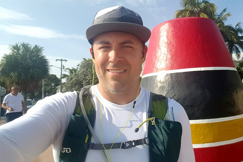 teamchampion's tweet photo. It’s easy to determine your low heart rate. Subtract your age from 180, and the number should be close to your maximum aerobic function heart rate. Team Champion's Robert Rounsavall has some useful tips for you. 🏃‍♂️⏱️  https://t.co/FwDWGuQVke

#HeartRate #run #TeamChampion https://t.co/2e6VUGmnfM