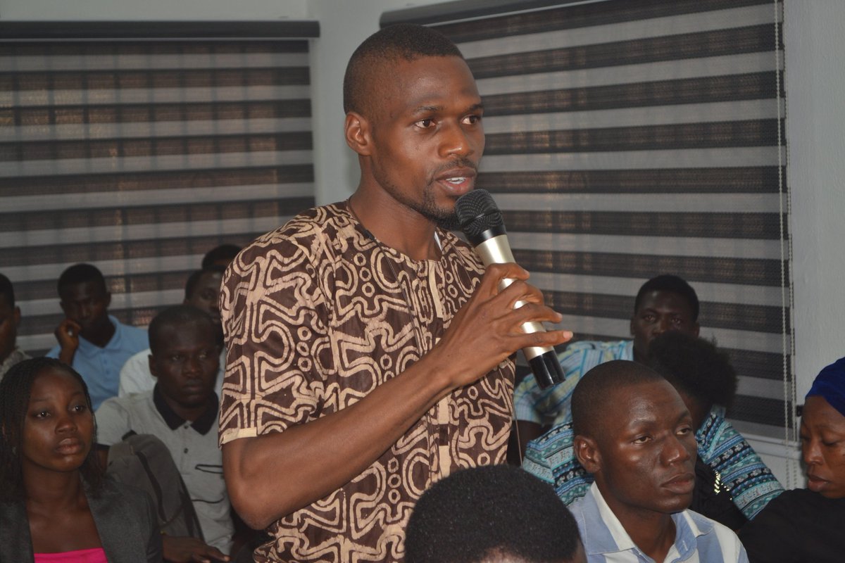 YouthFarmLab's tweet photo. #ENROLMENTDAY: Batch 1 Participants engaging with Faculty during an #interactive session.
#YouthFarmLab
#Farming
#pig #goat
@fmardng @synergosgpc @prettymissfarmer @synergos_inst @thistleberryfarms @opefarms @agrihubng @bayoomoboriowo @toluogunlesi https://t.co/h7s4fxtAmA