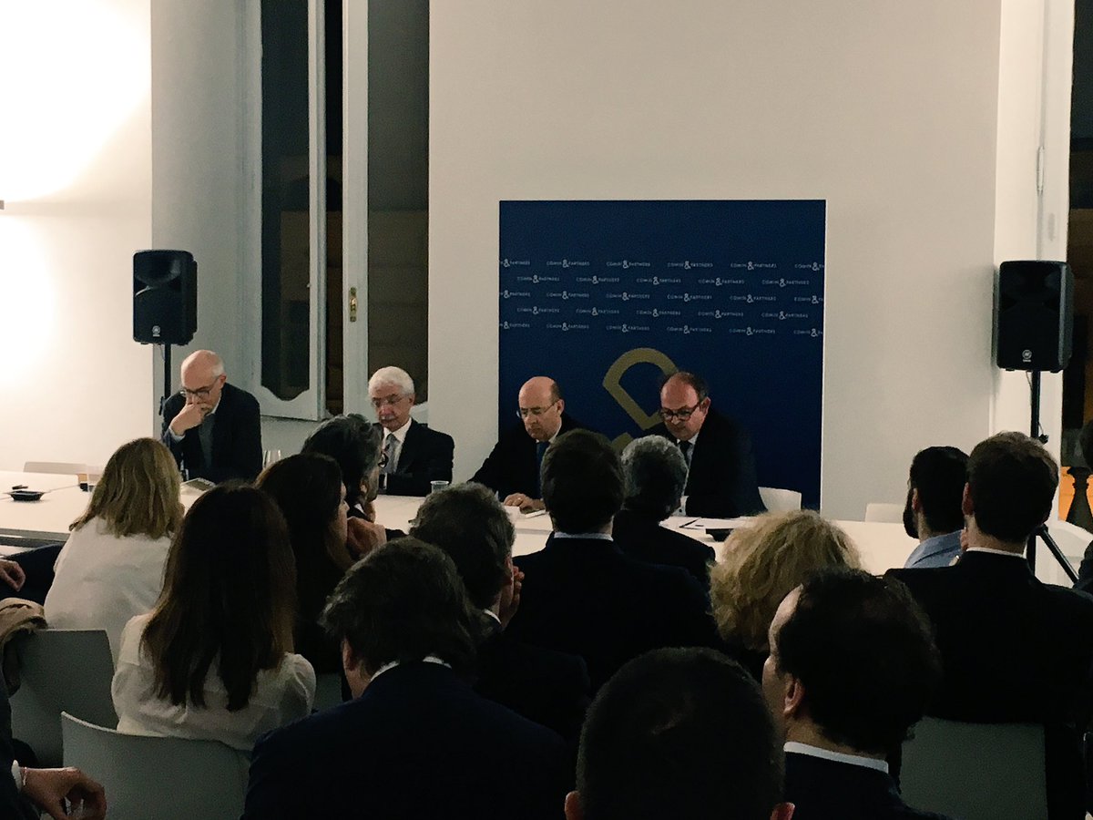 LucreziaV's tweet photo. At @cominandpa today we discuss about Oro, the new book of Salvatore Rossi, senior Deputy Governor of the Bank of Italy. https://t.co/o8DttloE4y