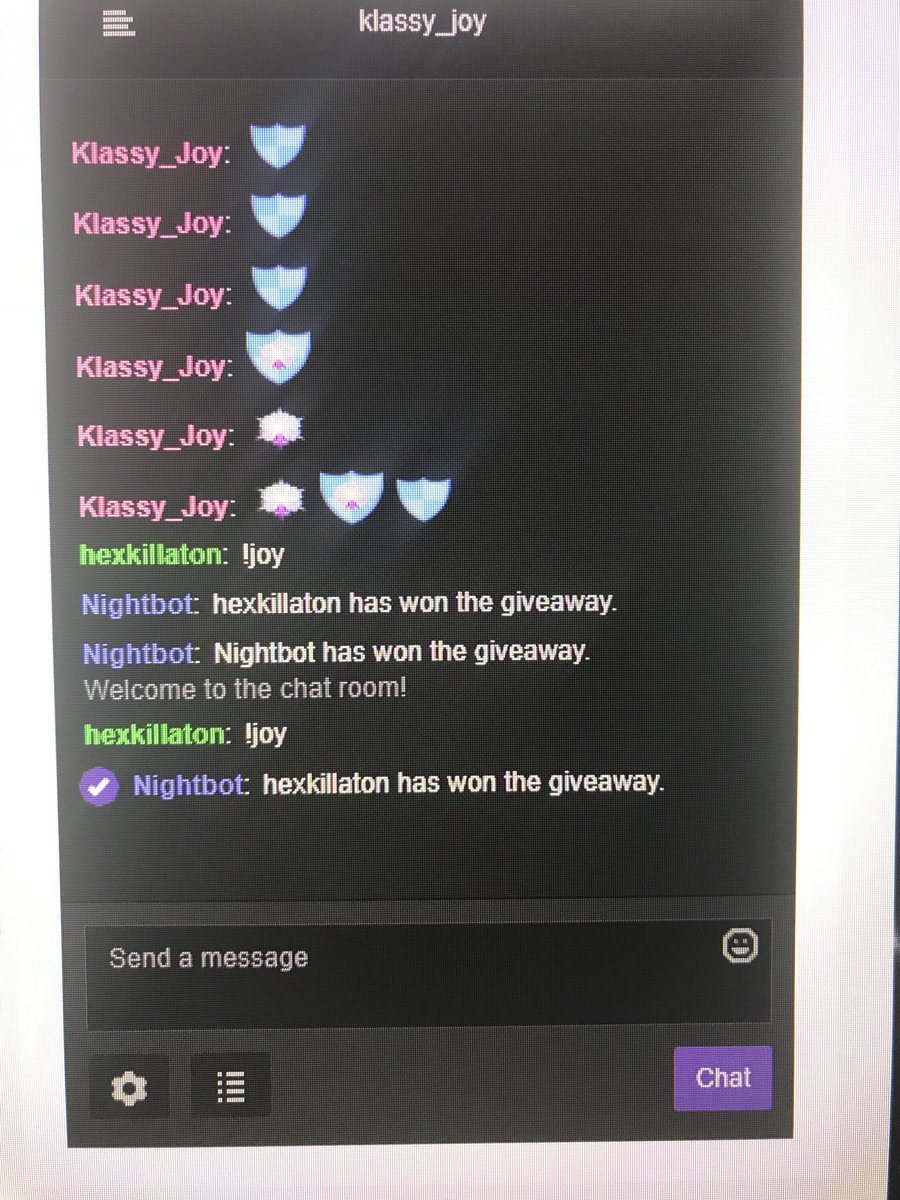 Klassy_Joy's tweet photo. Song Request and Giveaways are a GOOOOOOOO 🤘🤘🤘 ! I can’t wait to get started ❤️ #Gitters all around #Twitch https://t.co/NxXeP1i7dZ
