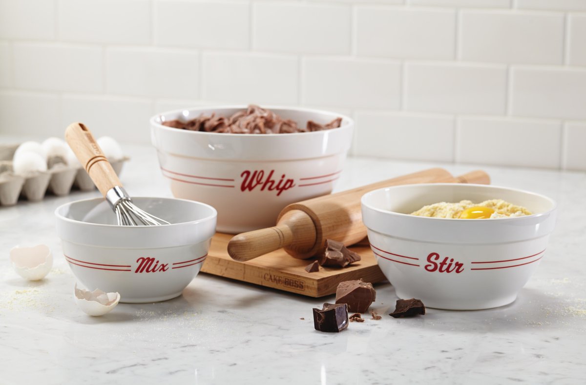 THE perfect addition to your retro kitchen aesthetic – Check out <a href="/AFCopycatRecipe/">AllFreeCopycatRecipe</a>'s latest fave: Cake Boss 3-Piece Mixing Bowl Set. bit.ly/2JOhLOS