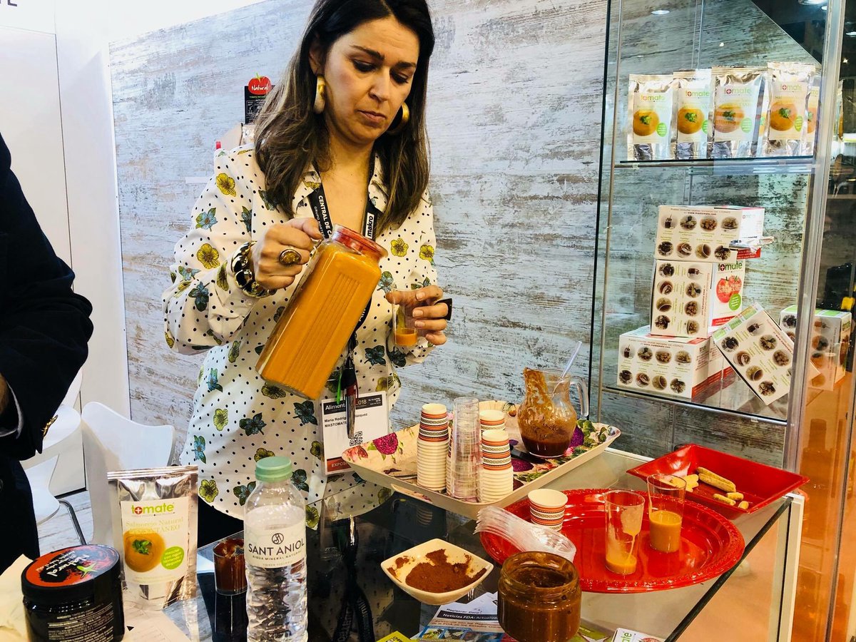 ACUERPODREY's tweet photo. Este miércoles desde @AlimentariaBCN con @e_avante y en @CopeExtremadura haremos radio con @meninamonroy y Turrones Rey,bombón de higo Ecoficus,Embutidos Morato,+Tomate,Quesos del Casar,Pago Los Balancínes,Especias El Sol,Jacoliva,Carabal,Iberitos, As Pontis,Apis y 47 empresas https://t.co/vZFpvAWwvK