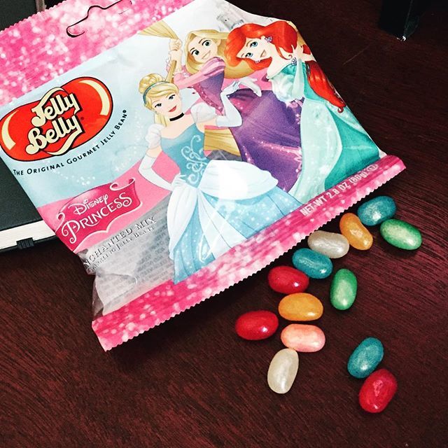 Because I’m eight, apparently. (But they sparkle!) ift.tt/2Hx1FLl